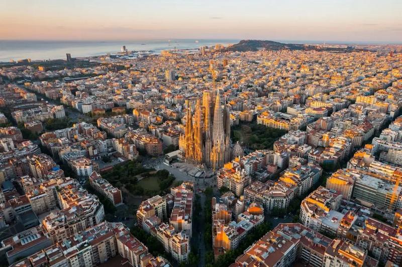 Industry Giant Moving to Barcelona in 2025